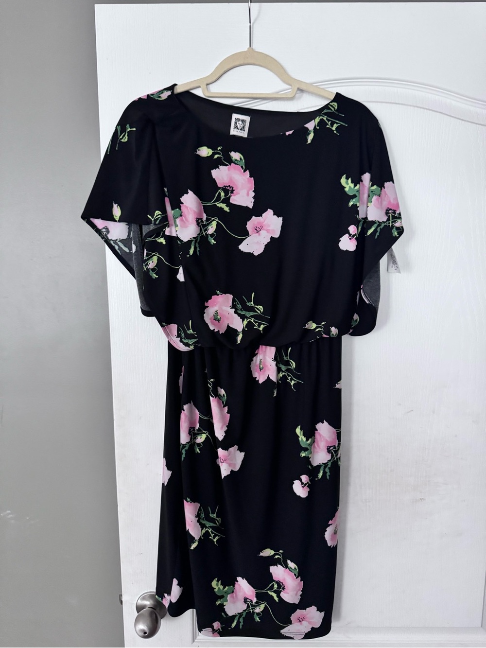 Anne‎ Klein Black Floral Sheath Dress – Size 8 - Picture 4 of 5
